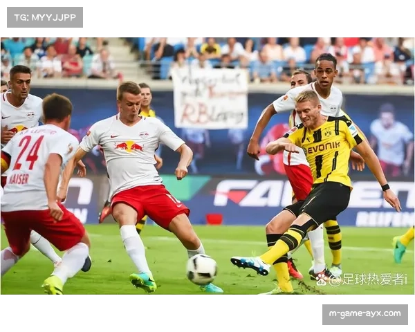 柏林联合状态起伏不定难求一胜 攻防两端均缺乏稳定性表现 柏林联合状态起伏不定难求一胜 攻防两端均缺乏稳定性表现