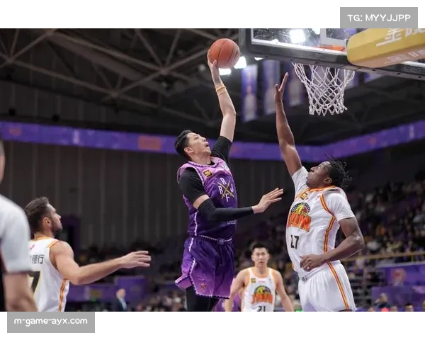 北控内线优势明显但状态起伏 后续赛程需保持稳定发挥 北控内线优势明显但状态起伏 后续赛程需保持稳定发挥